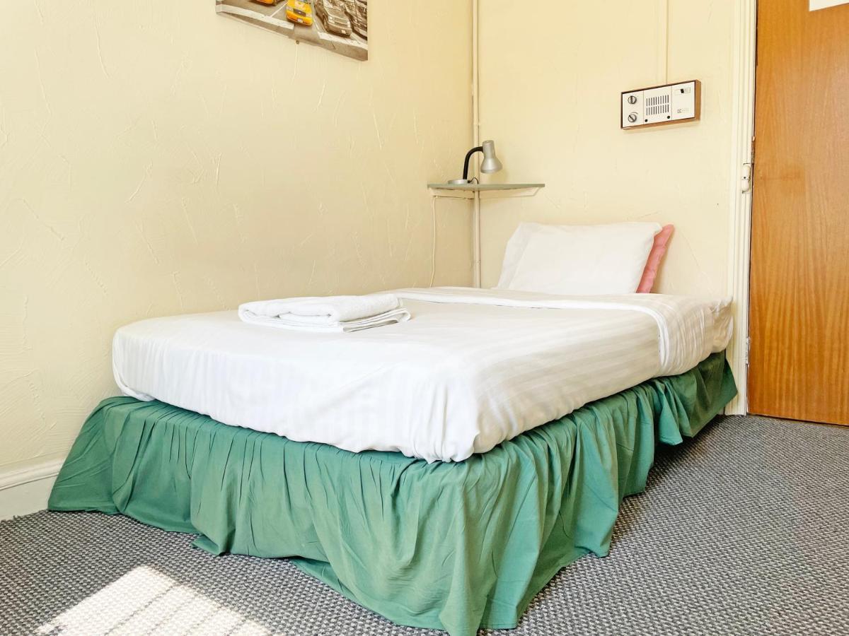 בלקפול Balin Helmshore Hotel מראה חיצוני תמונה